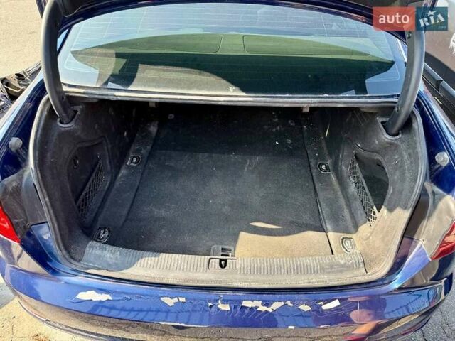 Синий Ауди А4, объемом двигателя 1.98 л и пробегом 163 тыс. км за 9100 $, фото 29 на Automoto.ua