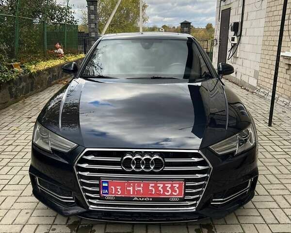 Синий Ауди А4, объемом двигателя 1.98 л и пробегом 115 тыс. км за 17700 $, фото 4 на Automoto.ua