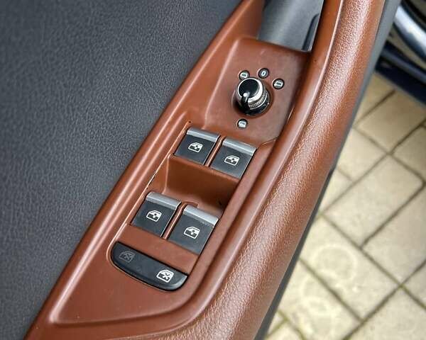 Синий Ауди А4, объемом двигателя 1.98 л и пробегом 115 тыс. км за 17700 $, фото 27 на Automoto.ua