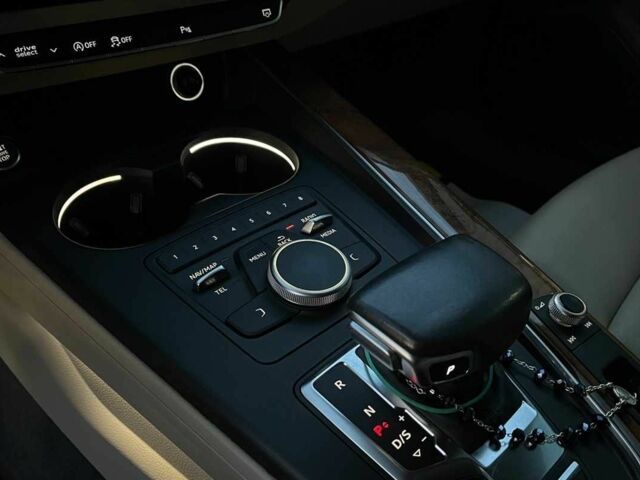 Синий Ауди А4, объемом двигателя 2 л и пробегом 241 тыс. км за 15900 $, фото 14 на Automoto.ua