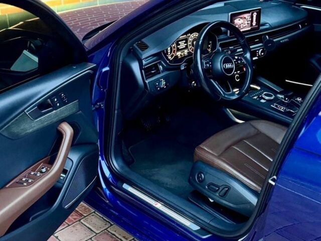 Синій Ауді А4, об'ємом двигуна 2 л та пробігом 250 тис. км за 16400 $, фото 4 на Automoto.ua
