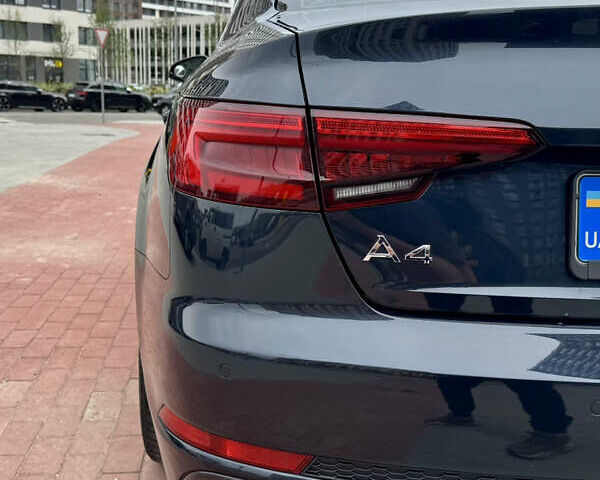 Синий Ауди А4, объемом двигателя 1.98 л и пробегом 153 тыс. км за 21600 $, фото 9 на Automoto.ua