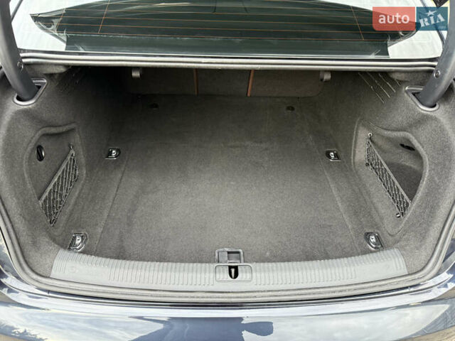 Синій Ауді А4, об'ємом двигуна 1.98 л та пробігом 213 тис. км за 17500 $, фото 49 на Automoto.ua