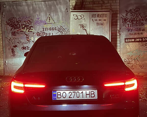 Синий Ауди А4, объемом двигателя 1.98 л и пробегом 80 тыс. км за 18500 $, фото 4 на Automoto.ua