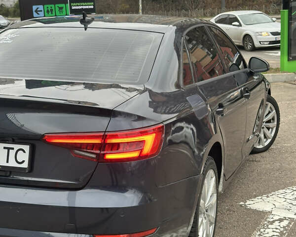 Синий Ауди А4, объемом двигателя 1.98 л и пробегом 119 тыс. км за 15300 $, фото 4 на Automoto.ua