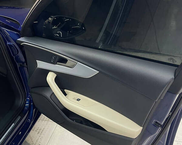 Синий Ауди А4, объемом двигателя 1.98 л и пробегом 154 тыс. км за 18000 $, фото 7 на Automoto.ua