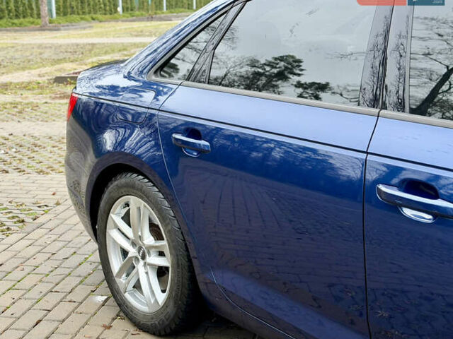 Синий Ауди А4, объемом двигателя 1.98 л и пробегом 220 тыс. км за 14900 $, фото 13 на Automoto.ua