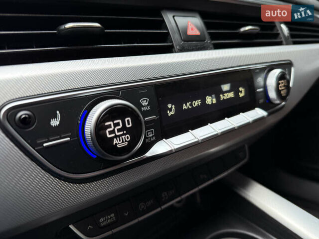 Синій Ауді А4, об'ємом двигуна 1.98 л та пробігом 213 тис. км за 17500 $, фото 47 на Automoto.ua