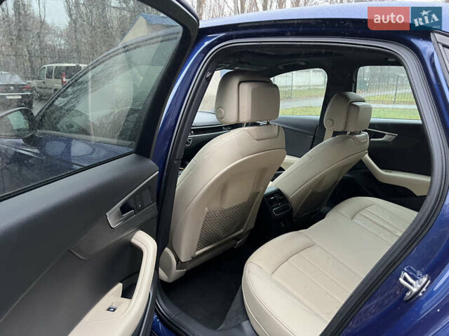 Синий Ауди А4, объемом двигателя 2 л и пробегом 220 тыс. км за 13900 $, фото 18 на Automoto.ua