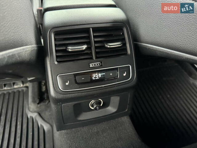 Синий Ауди А4, объемом двигателя 1.98 л и пробегом 152 тыс. км за 19999 $, фото 28 на Automoto.ua