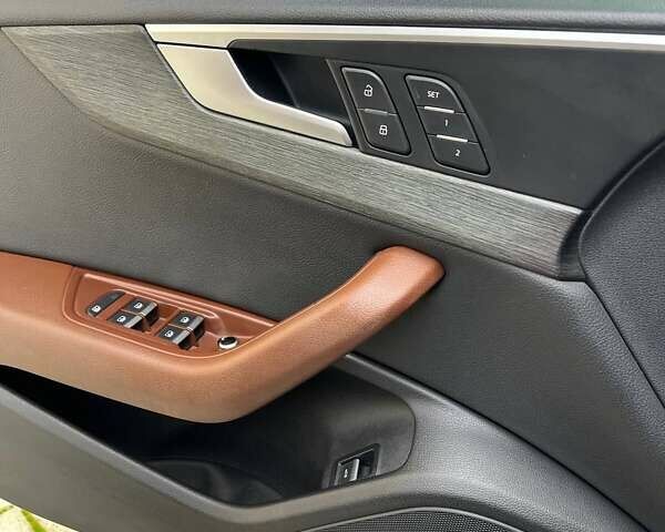 Синий Ауди А4, объемом двигателя 1.98 л и пробегом 115 тыс. км за 17700 $, фото 17 на Automoto.ua