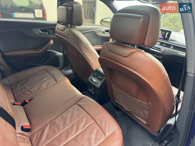 Синий Ауди А4, объемом двигателя 2 л и пробегом 251 тыс. км за 16700 $, фото 77 на Automoto.ua