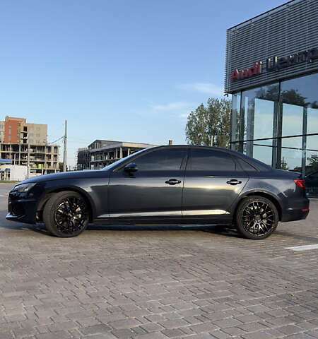 Синий Ауди А4, объемом двигателя 1.98 л и пробегом 221 тыс. км за 17500 $, фото 5 на Automoto.ua