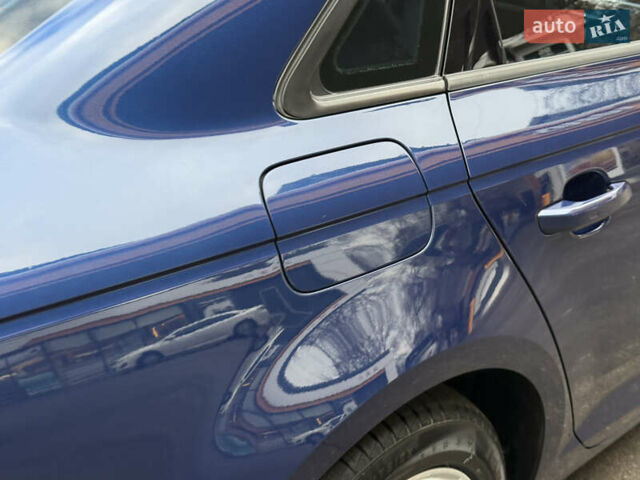 Синий Ауди А4, объемом двигателя 1.98 л и пробегом 251 тыс. км за 14299 $, фото 27 на Automoto.ua
