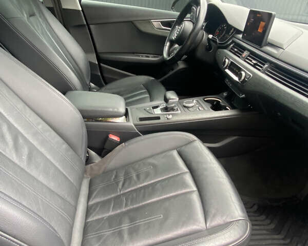 Ауді А4 2017 у Житомирі на Automoto.ua Синій Ауді А4, об'ємом двигуна 2 л та пробігом 145 тис. км за 15950 $, фото 10 на Automoto.ua