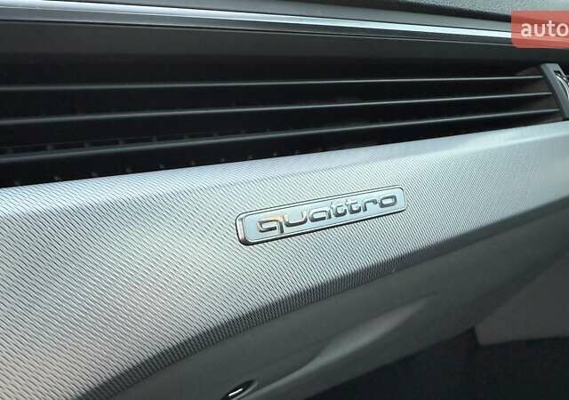 Синий Ауди А4, объемом двигателя 1.98 л и пробегом 121 тыс. км за 21506 $, фото 23 на Automoto.ua