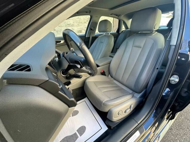 Синий Ауди А4, объемом двигателя 2 л и пробегом 61 тыс. км за 5100 $, фото 9 на Automoto.ua