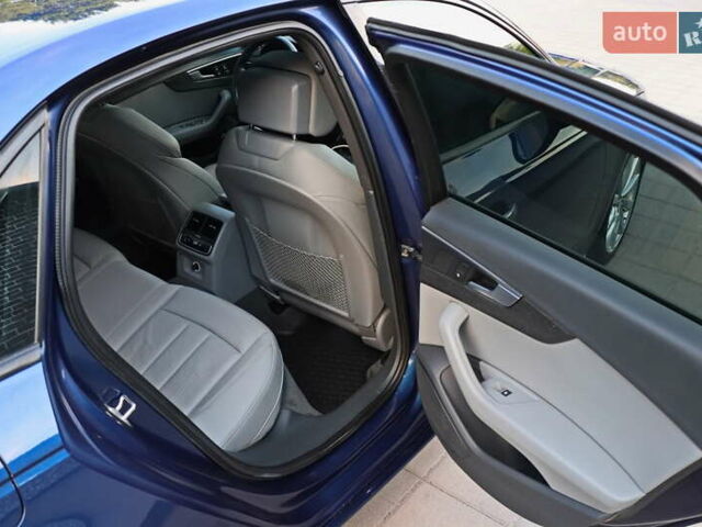 Синий Ауди А4, объемом двигателя 2 л и пробегом 112 тыс. км за 18999 $, фото 10 на Automoto.ua