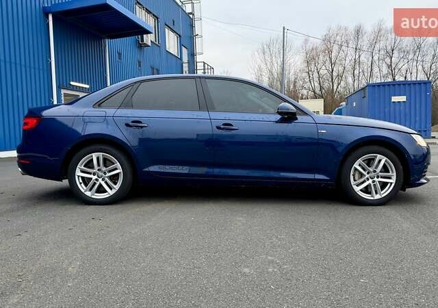 Синий Ауди А4, объемом двигателя 1.98 л и пробегом 121 тыс. км за 21300 $, фото 4 на Automoto.ua