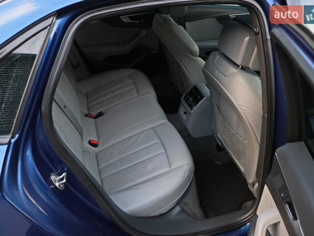 Синий Ауди А4, объемом двигателя 2 л и пробегом 112 тыс. км за 18999 $, фото 11 на Automoto.ua