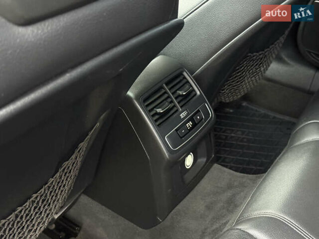 Синий Ауди А4, объемом двигателя 1.98 л и пробегом 251 тыс. км за 14299 $, фото 56 на Automoto.ua