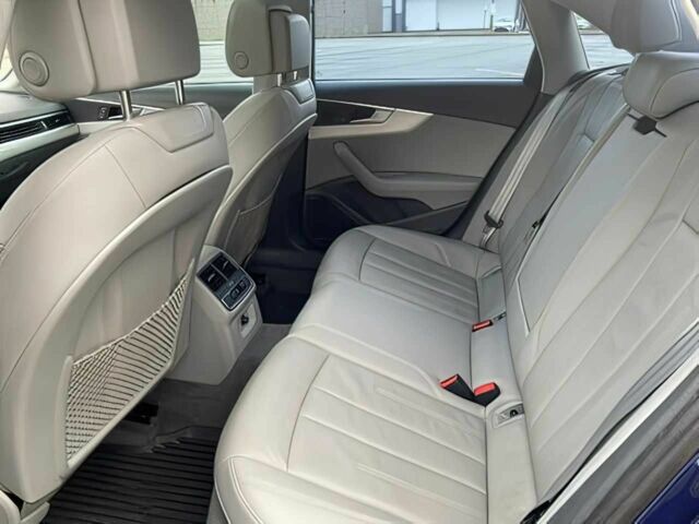 Синий Ауди А4, объемом двигателя 2 л и пробегом 54 тыс. км за 6000 $, фото 10 на Automoto.ua