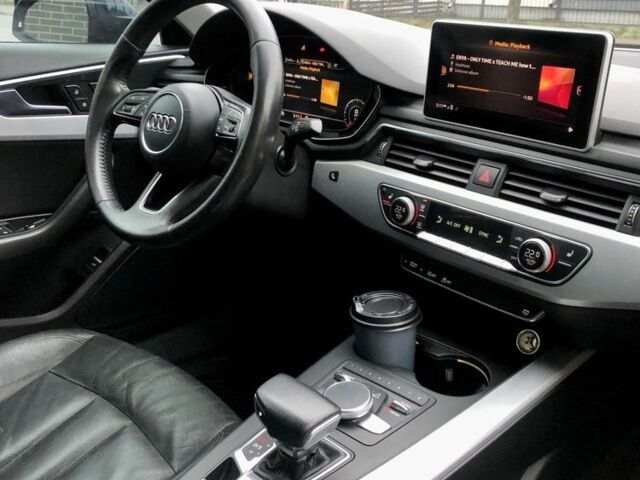 Синий Ауди А4, объемом двигателя 2 л и пробегом 297 тыс. км за 15800 $, фото 7 на Automoto.ua