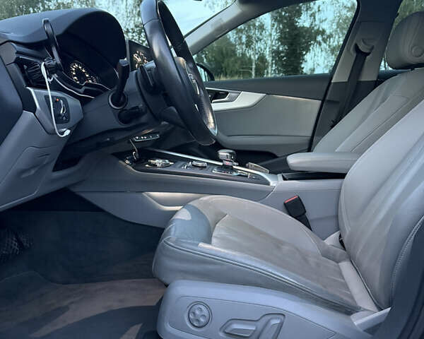 Синий Ауди А4, объемом двигателя 1.98 л и пробегом 126 тыс. км за 21000 $, фото 9 на Automoto.ua