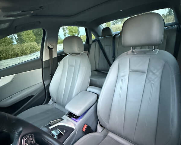 Синий Ауди А4, объемом двигателя 1.98 л и пробегом 126 тыс. км за 21000 $, фото 19 на Automoto.ua