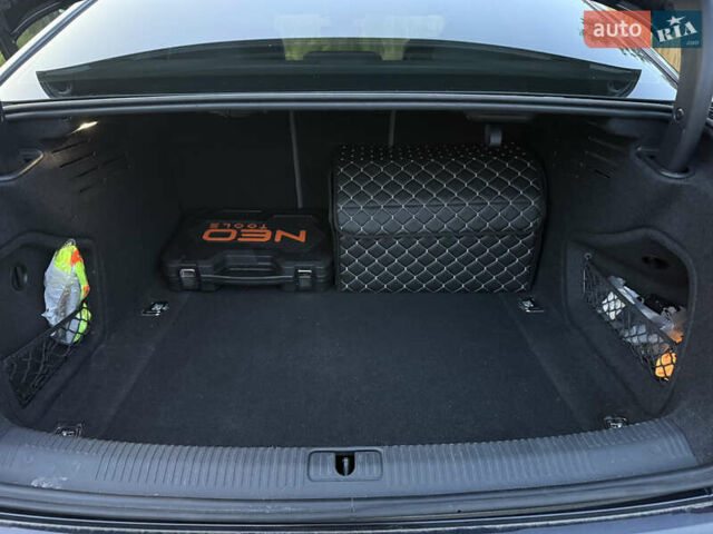 Синий Ауди А4, объемом двигателя 1.98 л и пробегом 126 тыс. км за 21000 $, фото 21 на Automoto.ua