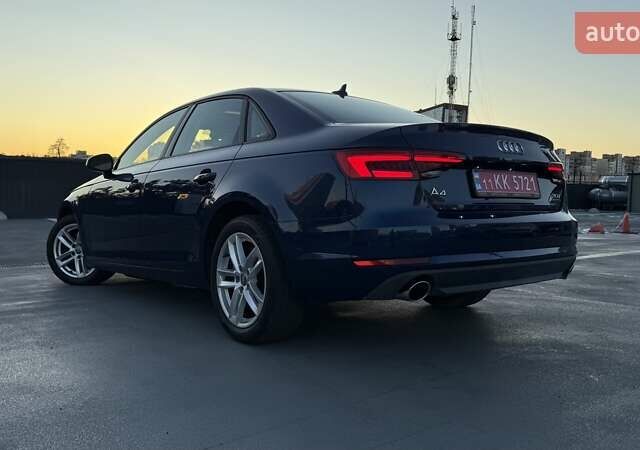 Ауди А4 2017 в Киеве на Automoto.ua Синий Ауди А4, объемом двигателя 1.98 л и пробегом 121 тыс. км за 20900 $, фото 2 на Automoto.ua