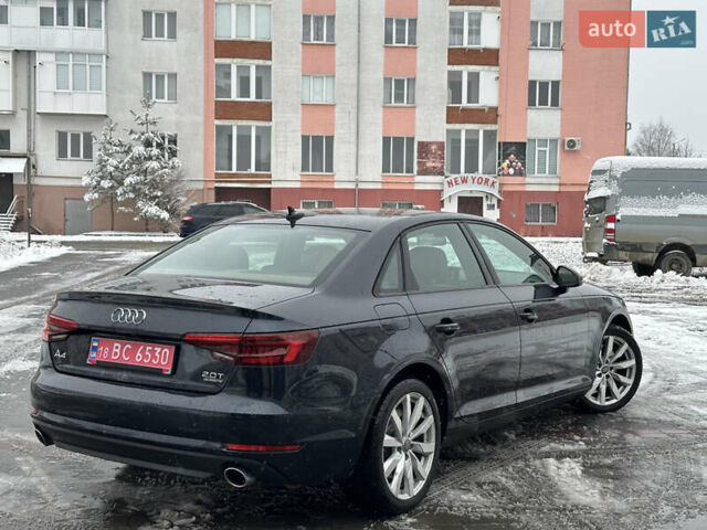 Синій Ауді А4, об'ємом двигуна 2 л та пробігом 228 тис. км за 13500 $, фото 2 на Automoto.ua
