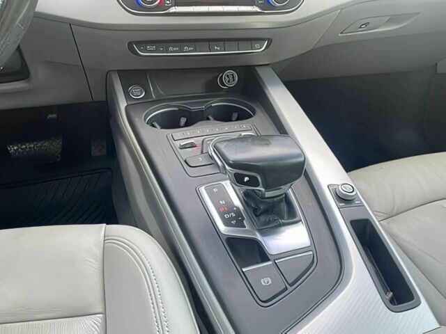 Синий Ауди А4, объемом двигателя 2 л и пробегом 54 тыс. км за 6000 $, фото 7 на Automoto.ua
