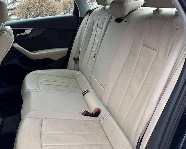 Синій Ауді А4, об'ємом двигуна 2 л та пробігом 171 тис. км за 16500 $, фото 6 на Automoto.ua