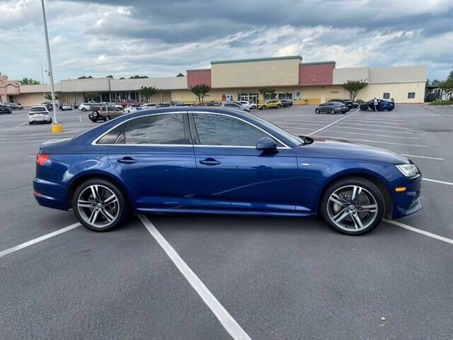 Синий Ауди А4, объемом двигателя 2 л и пробегом 54 тыс. км за 6000 $, фото 5 на Automoto.ua