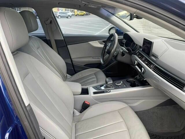 Синий Ауди А4, объемом двигателя 2 л и пробегом 54 тыс. км за 6000 $, фото 9 на Automoto.ua