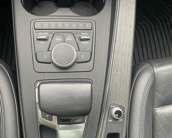 Ауді А4 2017 у Житомирі на Automoto.ua Синій Ауді А4, об'ємом двигуна 2 л та пробігом 145 тис. км за 15950 $, фото 38 на Automoto.ua
