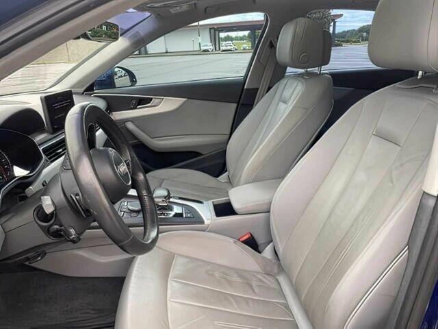 Синий Ауди А4, объемом двигателя 2 л и пробегом 54 тыс. км за 6000 $, фото 6 на Automoto.ua