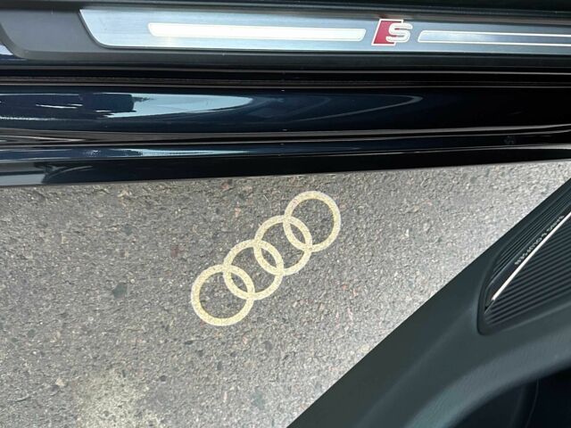 Ауди А4 2018 в Львове на Automoto.ua Синий Ауди А4, объемом двигателя 2 л и пробегом 71 тыс. км за 22900 $, фото 10 на Automoto.ua