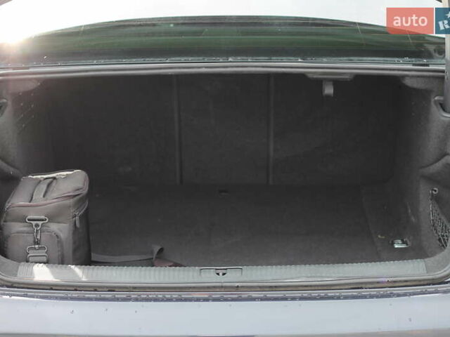 Ауді А4 2018 у Львові на Automoto.ua Синій Ауді А4, об'ємом двигуна 1.98 л та пробігом 150 тис. км за 16300 $, фото 54 на Automoto.ua