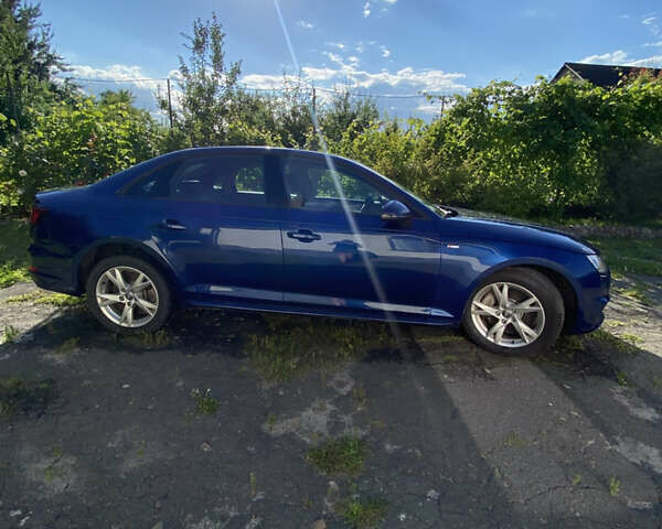 Синий Ауди А4, объемом двигателя 1.98 л и пробегом 120 тыс. км за 17800 $, фото 5 на Automoto.ua