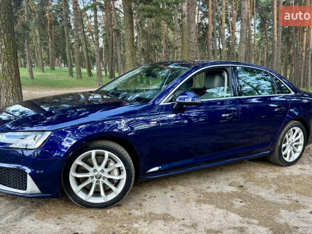 Синий Ауди А4, объемом двигателя 1.98 л и пробегом 170 тыс. км за 21999 $, фото 2 на Automoto.ua