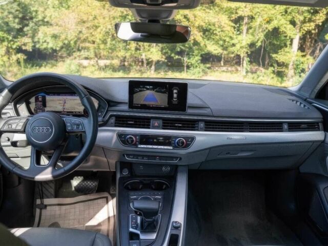 Синий Ауди А4, объемом двигателя 2 л и пробегом 31 тыс. км за 7600 $, фото 6 на Automoto.ua