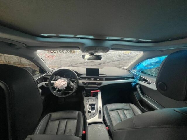 Синий Ауди А4, объемом двигателя 2 л и пробегом 108 тыс. км за 6000 $, фото 2 на Automoto.ua