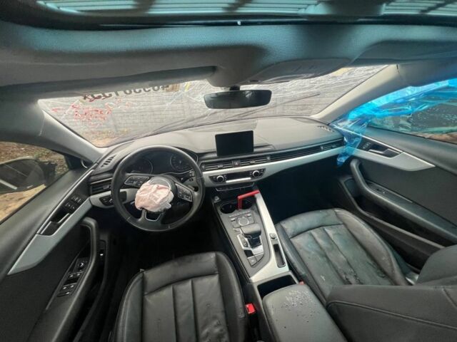 Синий Ауди А4, объемом двигателя 2 л и пробегом 108 тыс. км за 6000 $, фото 7 на Automoto.ua