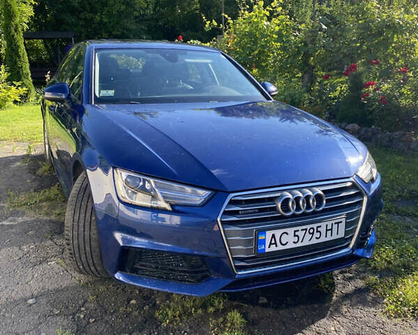 Синий Ауди А4, объемом двигателя 1.98 л и пробегом 120 тыс. км за 17800 $, фото 4 на Automoto.ua