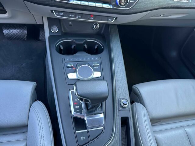 Ауди А4 2018 в Львове на Automoto.ua Синий Ауди А4, объемом двигателя 2 л и пробегом 71 тыс. км за 22900 $, фото 17 на Automoto.ua