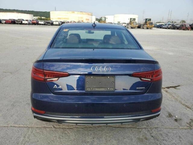 Синий Ауди А4, объемом двигателя 2 л и пробегом 61 тыс. км за 5000 $, фото 4 на Automoto.ua
