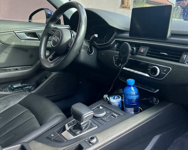 Синий Ауди А4, объемом двигателя 2 л и пробегом 83 тыс. км за 20700 $, фото 2 на Automoto.ua