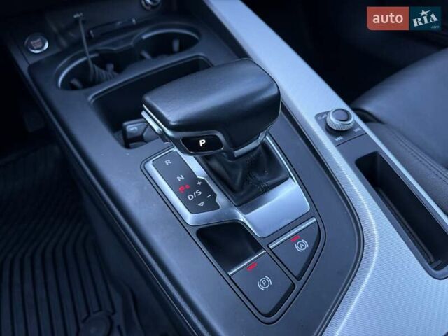 Синий Ауди А4, объемом двигателя 1.97 л и пробегом 124 тыс. км за 31500 $, фото 45 на Automoto.ua